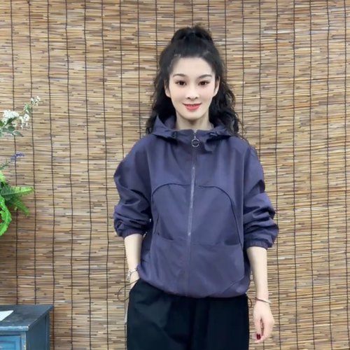百搭新款连帽冲锋衣外套女