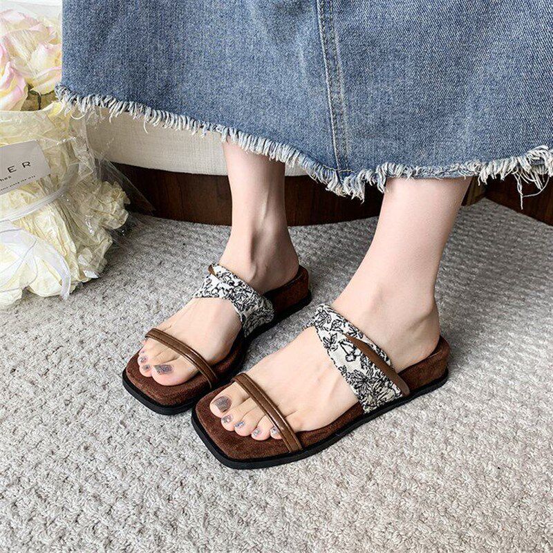 极速坡跟法式一字拖鞋女夏外穿w2026新款设计感小众配裙子厚底凉