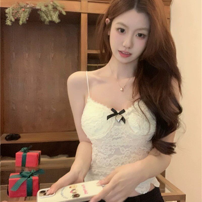 新品奶油纯欲蕾丝吊带背心女自带胸垫新款春夏内搭外W穿打底短上