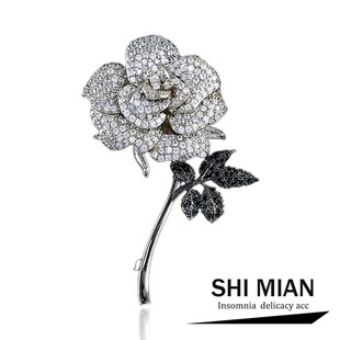 深邃璀璨微镶锆石黑玫瑰花朵胸针女气质奢华西装大衣胸花别针配饰