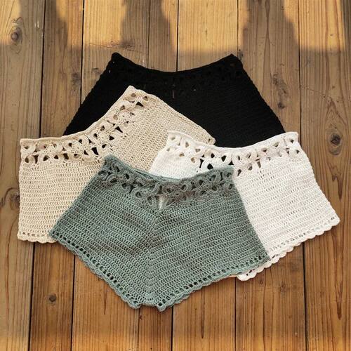 hollowed beach shorts women 纯色宽松镂空度假沙滩短裤海边女