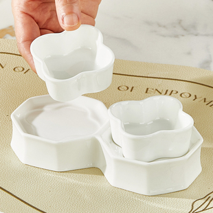 纯白骨瓷小碟子釉下彩家用味碟小凉菜碟子火锅蘸料碟调料味碟干碟