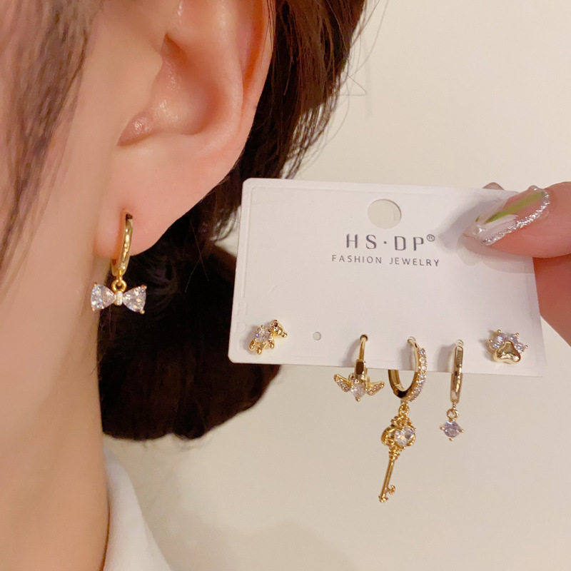 韩版时尚简约精致镶钻蝴蝶结钥匙6件套组合耳环轻奢高级感耳饰品,饰品/流行首饰/时尚饰品新,耳钉,淘宝优惠券,粉丝福利购,淘宝优惠卷