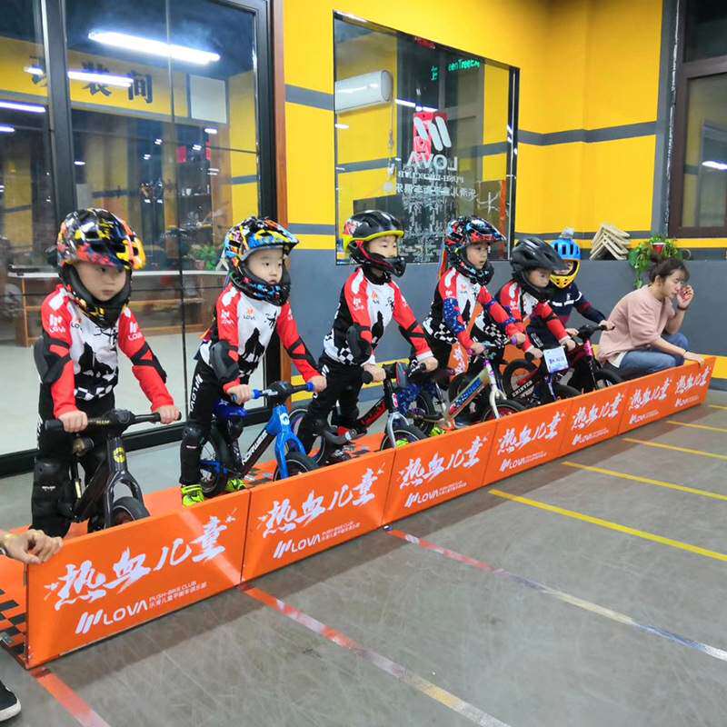 儿童平衡车比赛起跑台出发板 滑步车训练道具出发台 比赛出发板台