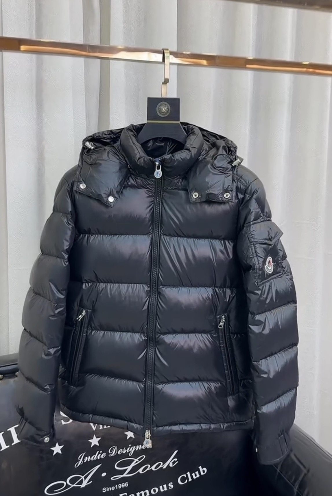 加厚短款羽绒服玛雅加厚情侣款