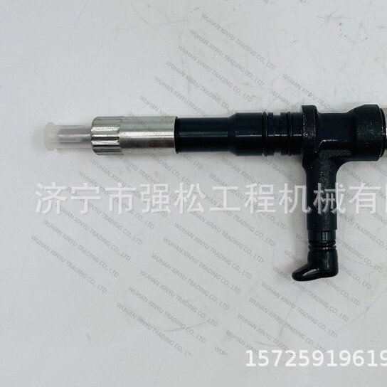 PC490-10挖掘机6252-11-3100喷油器295050-0720