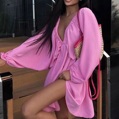女士V领泡泡袖大摆短裙