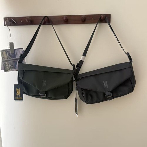 lifework 2025新款男女同款单肩包