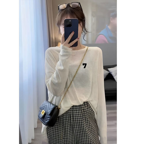 上衣薄款防晒女宽松慵懒风圆领长袖罩衫感小众百搭T恤女夏0416d