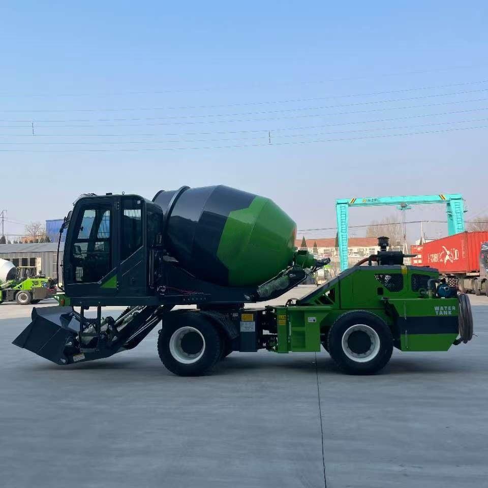 出口美国自上料轮式搅拌车3.5立方道路施工搅拌机多用途搅拌罐