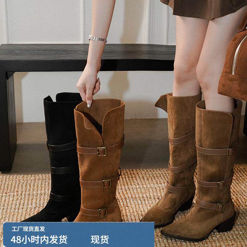 梨小七~皮带扣显瘦不过膝骑士靴女覆古绒面尖头粗跟时髦高筒长靴