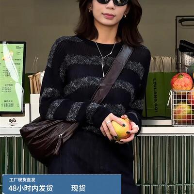 2025年秋季新款复古慵懒风撞色条纹长袖针织衫女宽松软糯圆领毛衣