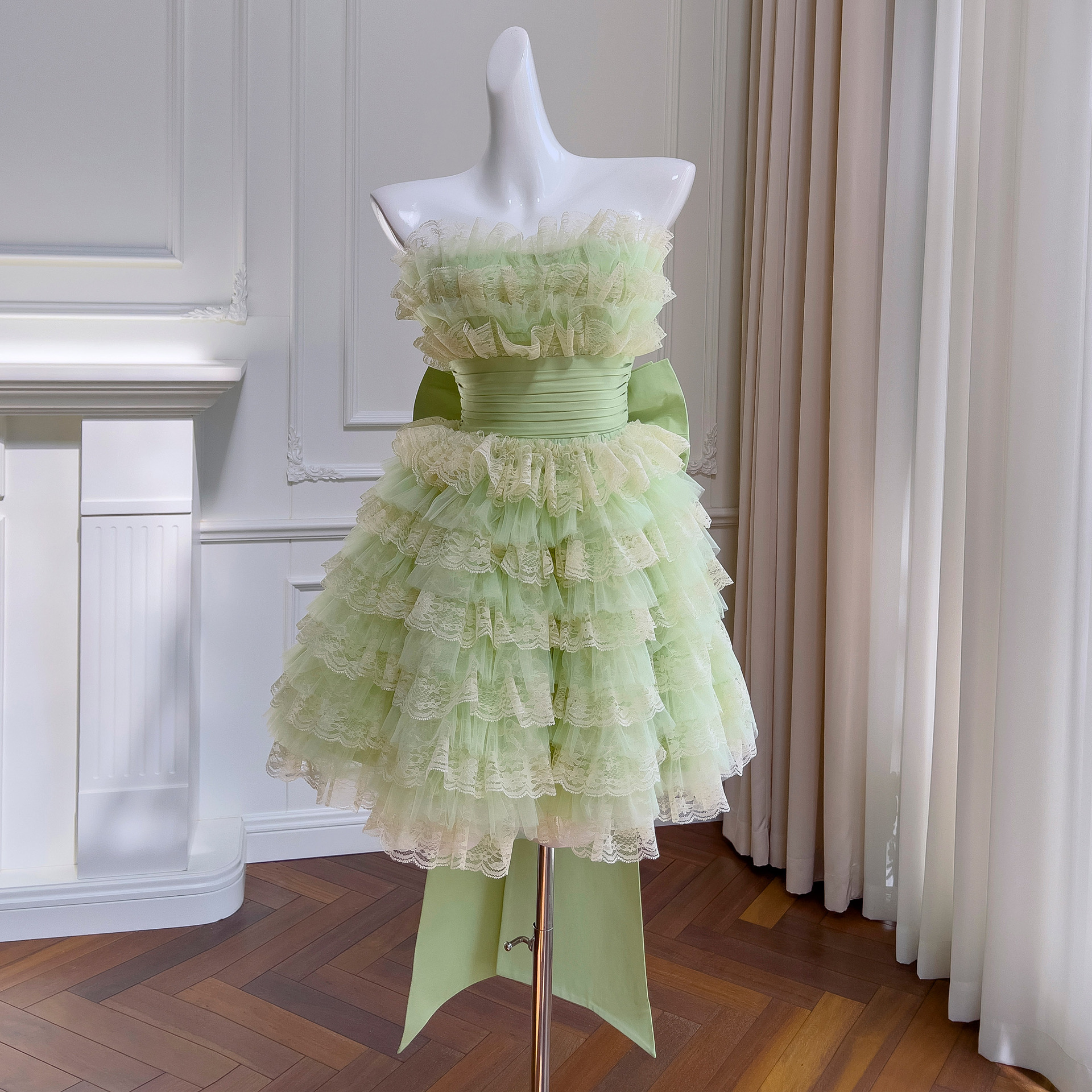 米杏色无袖日常减龄气质连衣裙