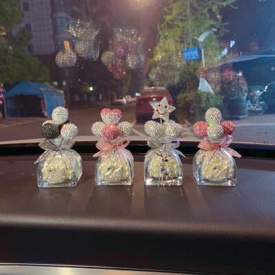 镶钻告白气球汽车摆件车载装饰用品车内饰品香薰摆件女神款车饰
