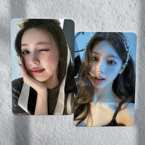 (G)I-DLE赵美延THE STAR杂志小卡一组 蝴蝶结封面 托脸面 人鱼面