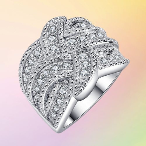 钻石之乡河南商丘新款跨境热卖满钻旋转戒指 镶嵌超市闪锆石a2708