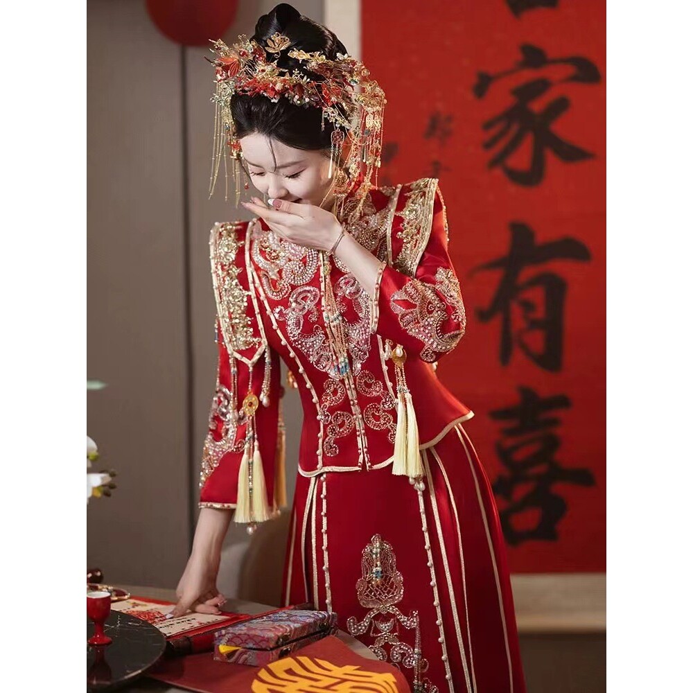 秀禾服婚服新娘2024新款红色丝绒中式出阁龙凤褂嫁衣秀和龙a5172