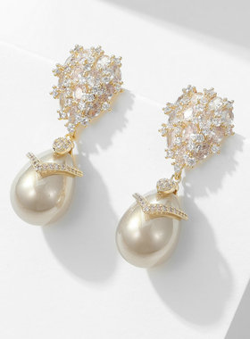 抖音爆款耳环仿珍珠耳钉轻奢小香风耳饰百搭心形耳针制定厂a3056