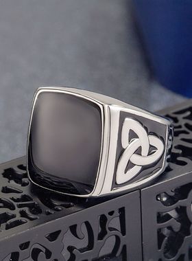 钻石之乡河南商丘欧美复古黑滴胶戒指 外贸时尚维京凯尔特结a2622