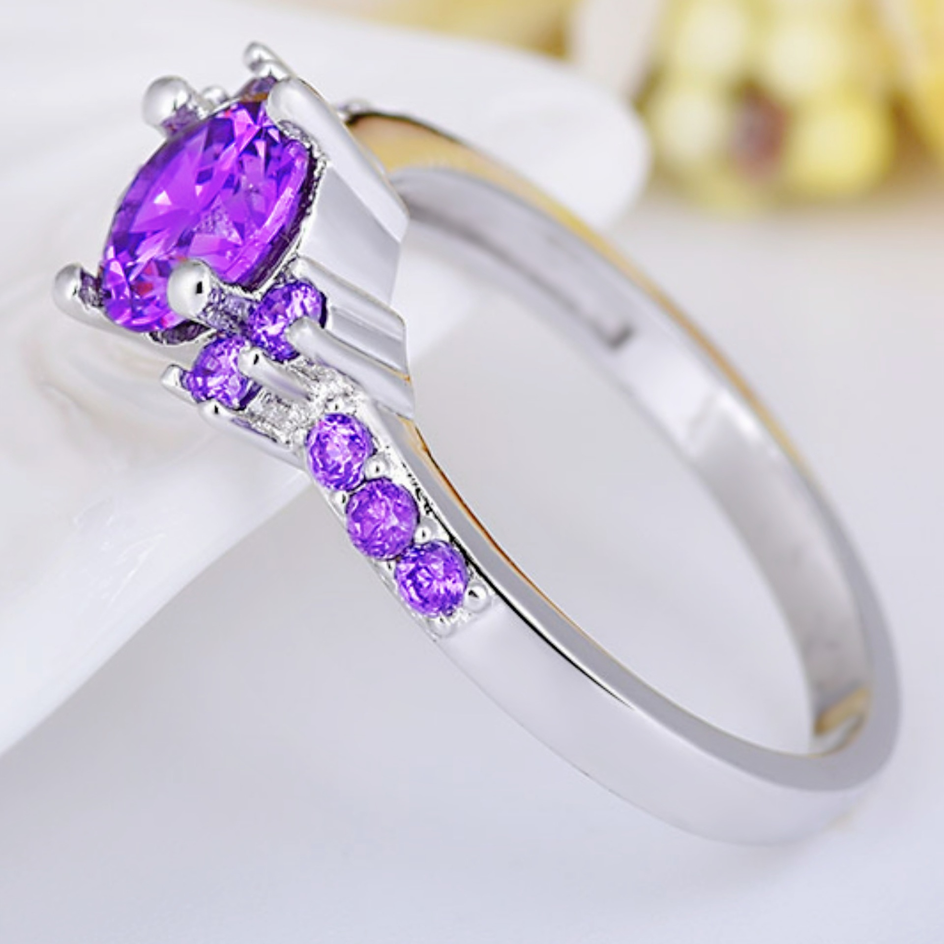 钻石之乡河南柘城河南人工钻石外贸热卖欧美热卖戒指女 紫色宝石