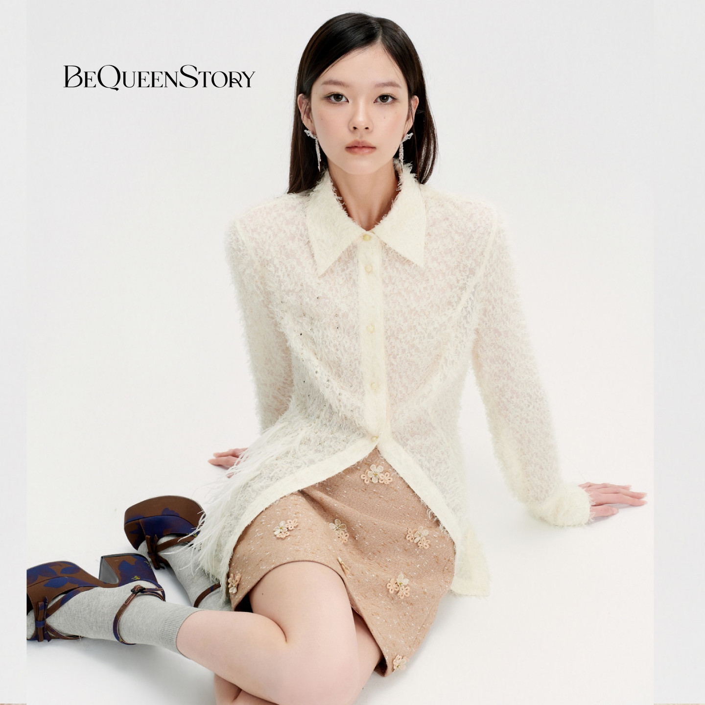 BeQueenStory26早春新款白绒感羽毛钉钻收腰千金小香风衬衫上衣