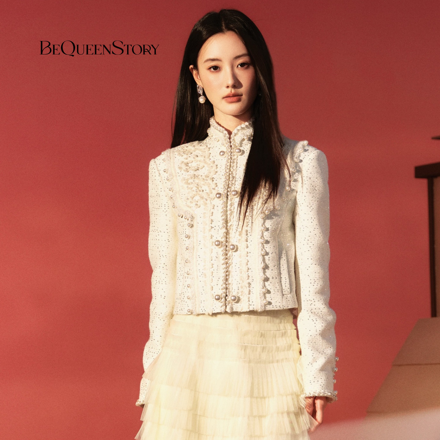 BeQueenStory2025春季新款白立领珍珠纽扣亮片小香风新中式短外套,女装/女士精品,短外套,淘宝优惠券,粉丝福利购,淘宝优惠卷