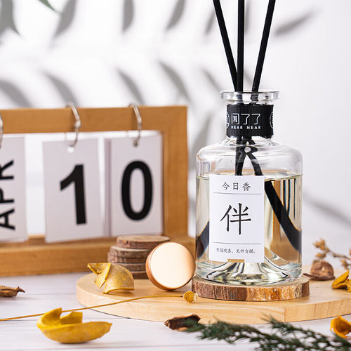 KKV 闻了了无火香薰蜡烛香氛家用卧室内持久精油伴手生日礼物