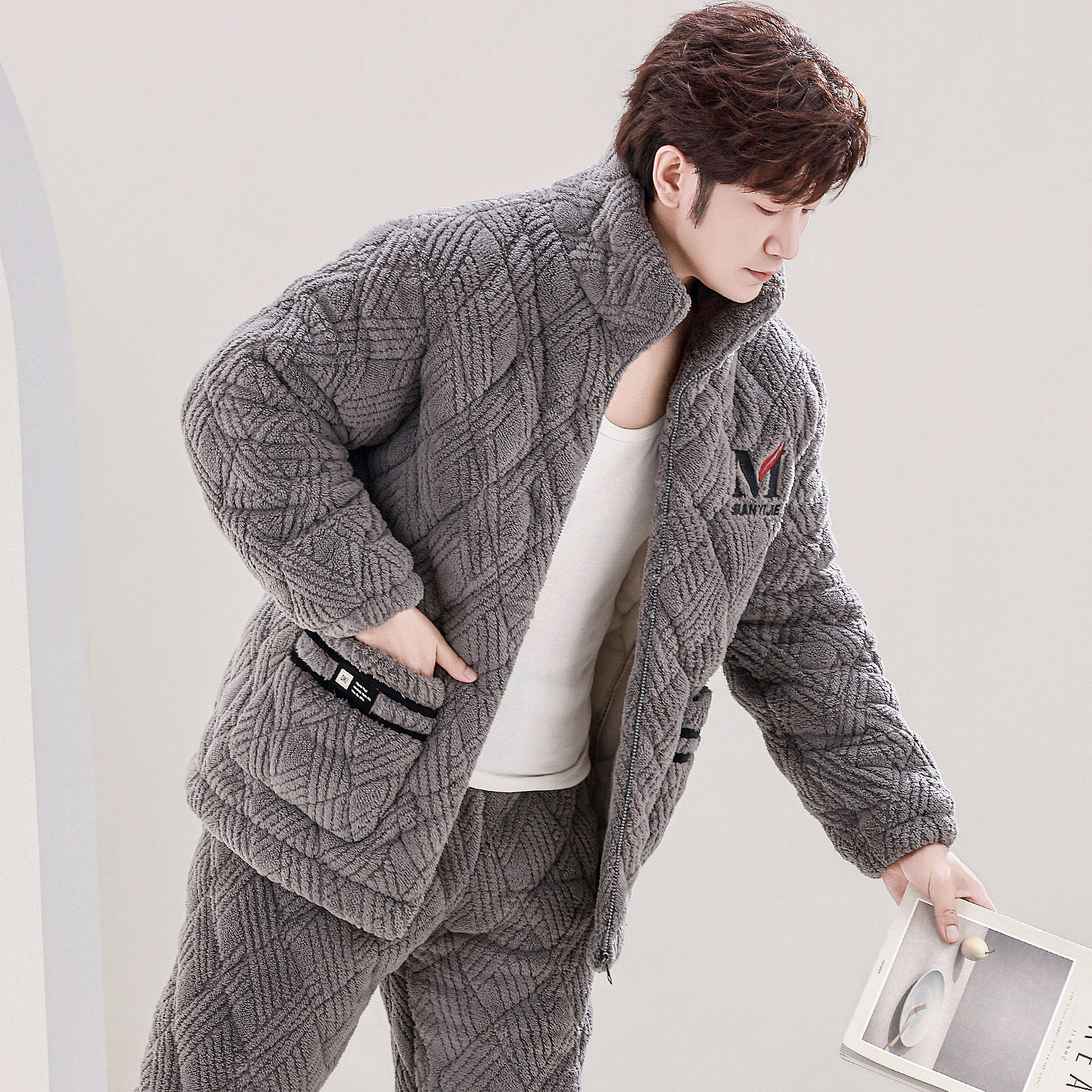 男士睡衣冬季三层珊瑚绒夹棉袄加厚加绒保暖拉链款家居服套装冬款,女士内衣/男士内衣/家居服,睡衣/家居服套装,淘宝优惠券,粉丝福利购,淘宝优惠卷