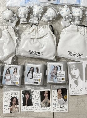 aespa吒三巡随机卡小卡 aespa 场周卡册冬柳智敏宁艺卓吉赛尔