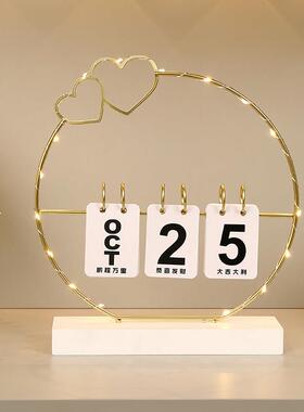 日历2024新款创意轻奢玄关桌面台历翻页摆件客厅装饰品日期牌拍摄