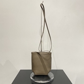 东莞包2026新款 高定小众row风口袋包进口牛皮mini斜挎包小水桶包