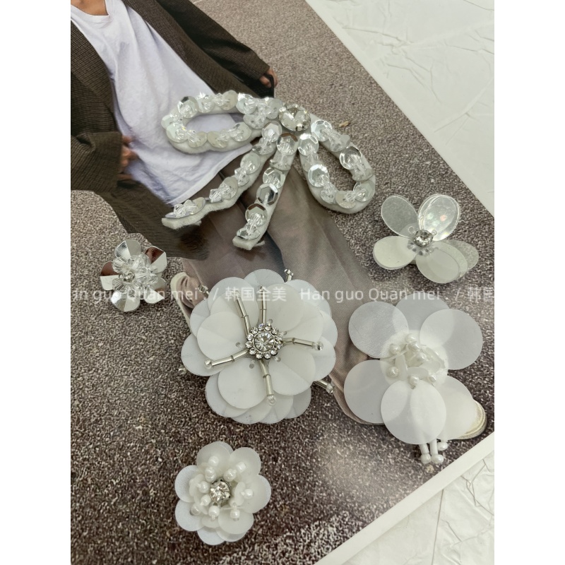 2025夏季爆款韩版白色订珠花简约时尚DIY花朵辅料服装装饰配件