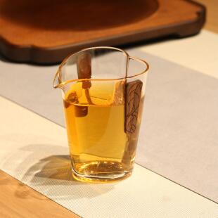 高颜值女士心形耐热玻璃公道杯 高档小号240ml公杯功夫分茶器匀杯