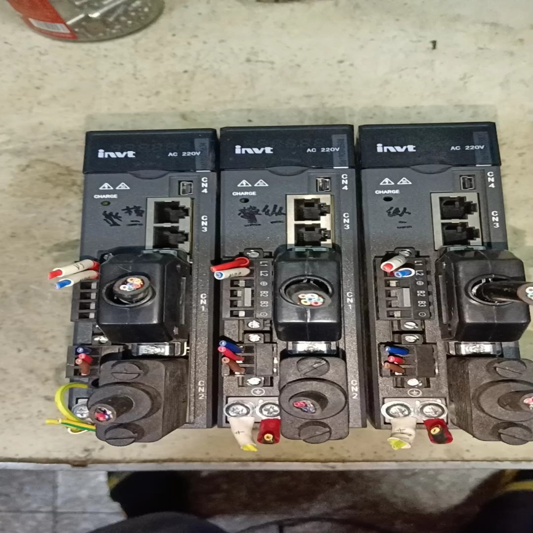 英威腾变频器DA180-S2R8SG0 400w220Ⅴ拆机