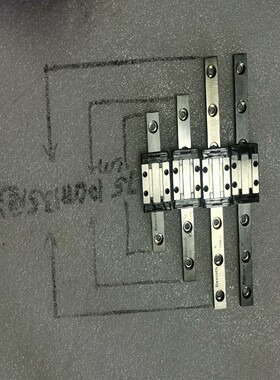 四条力士乐R044281301滑块加导轨两条135Cm