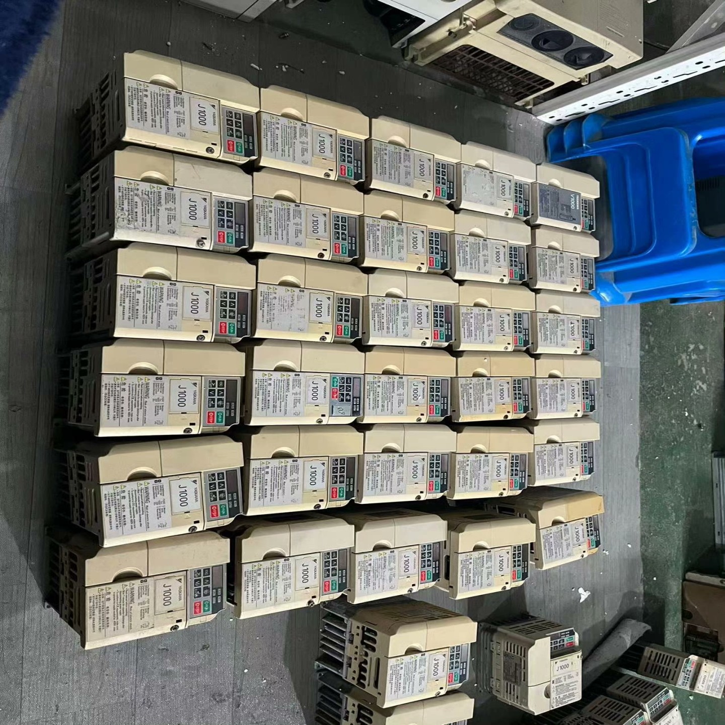 安川J1000变频器3KW二手CIMR-JCBA0010BA