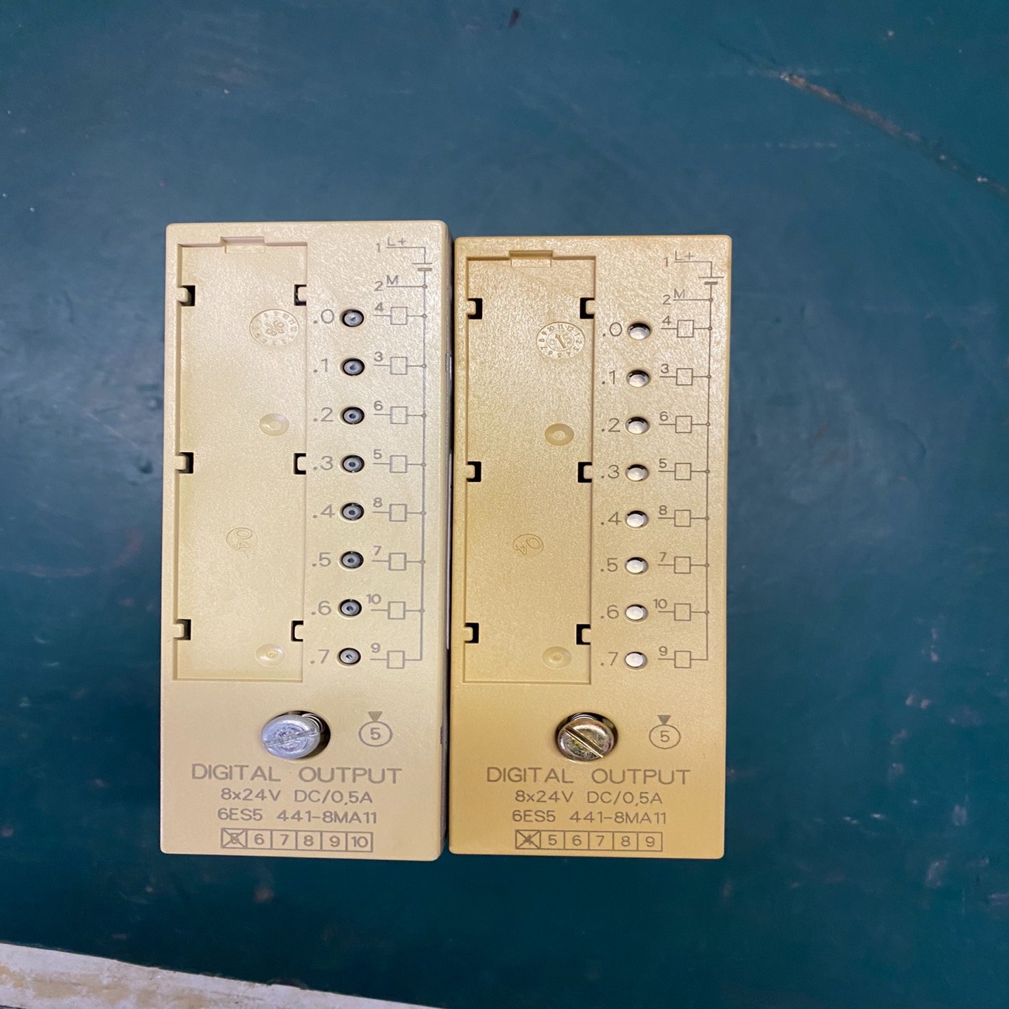 西门子  6ES5441-8MA11  库存全新没包装两个1