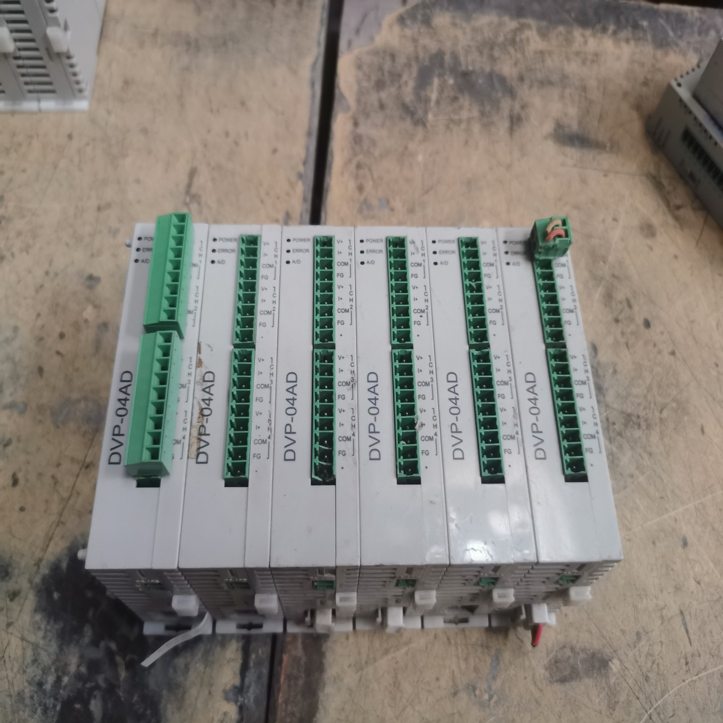 De lta台达DVP04AD-SPLC模拟量扩展模块