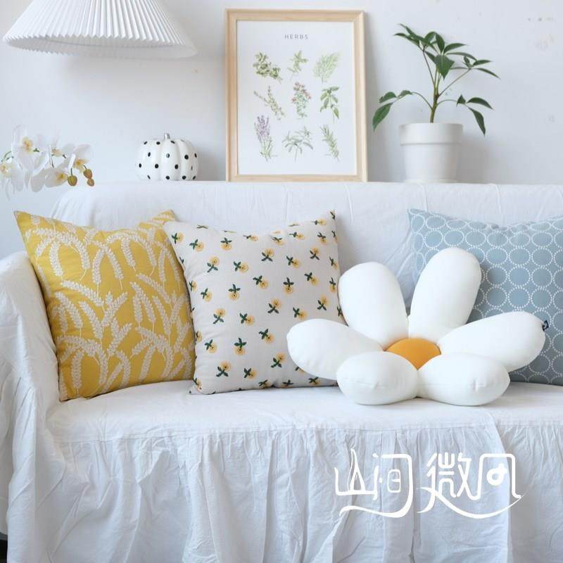 六瓣花抱枕绣花靠枕ins风雏菊花瓣花朵花型床头客厅沙发靠垫黄色,居家布艺,靠垫/抱枕,淘宝优惠券,粉丝福利购,淘宝优惠卷
