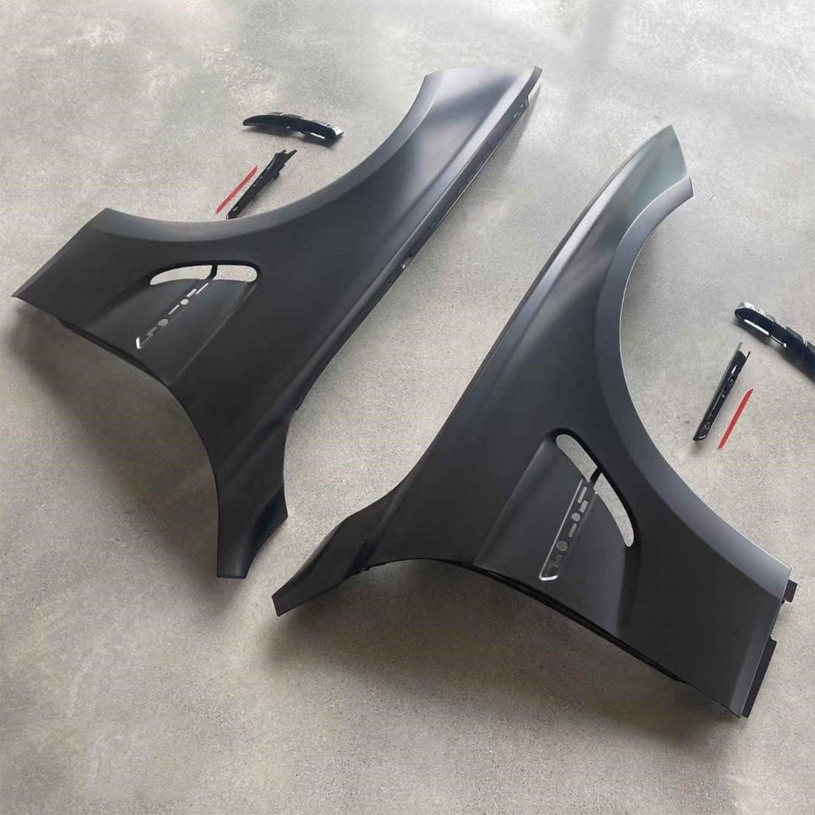 适用于BMW宝马3系F30F35改M3铁质叶子板翼子板挡泥板