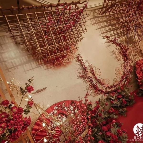 吊顶中式屋路引饰空中屋檐婚庆道具铁艺黄金吊顶舞台装婚礼挂件