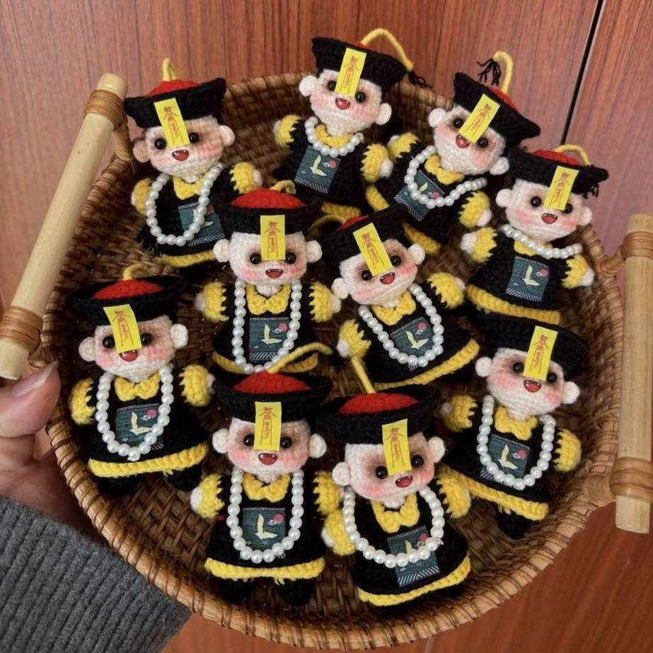 手工DIY小僵尸钩织材料包毛线玩偶钥匙扣英叔挂件僵尸道长材料包,服饰配件/皮带/帽子/围巾,DIY编织材料包,淘宝优惠券,粉丝福利购,淘宝优惠卷