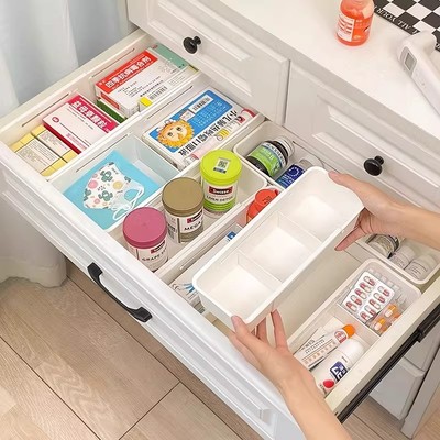 可伸缩抽屉式药品收纳盒