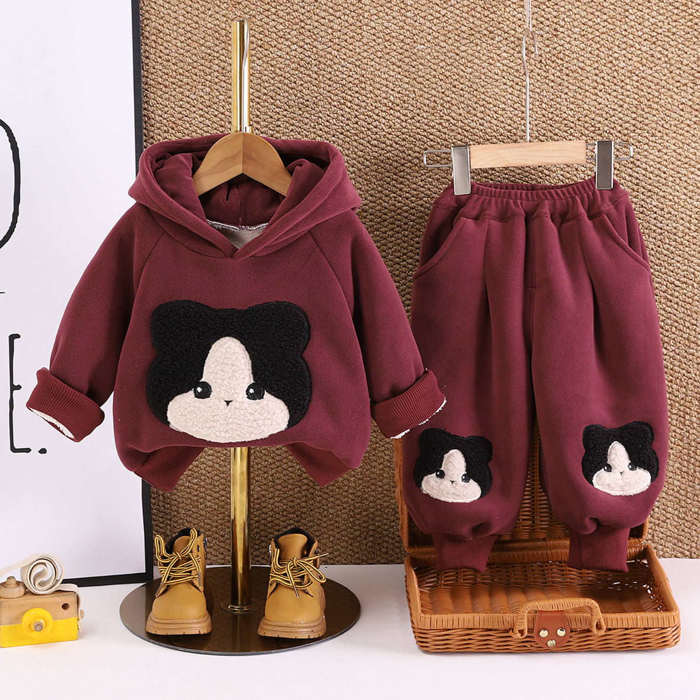 男童套装2025新款秋冬季加绒加厚连帽卫衣服两件套女宝宝洋气百搭