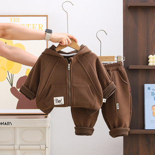 男童套装2025新款秋冬季洋气时髦加绒连帽卫衣外套两件套宝宝潮酷