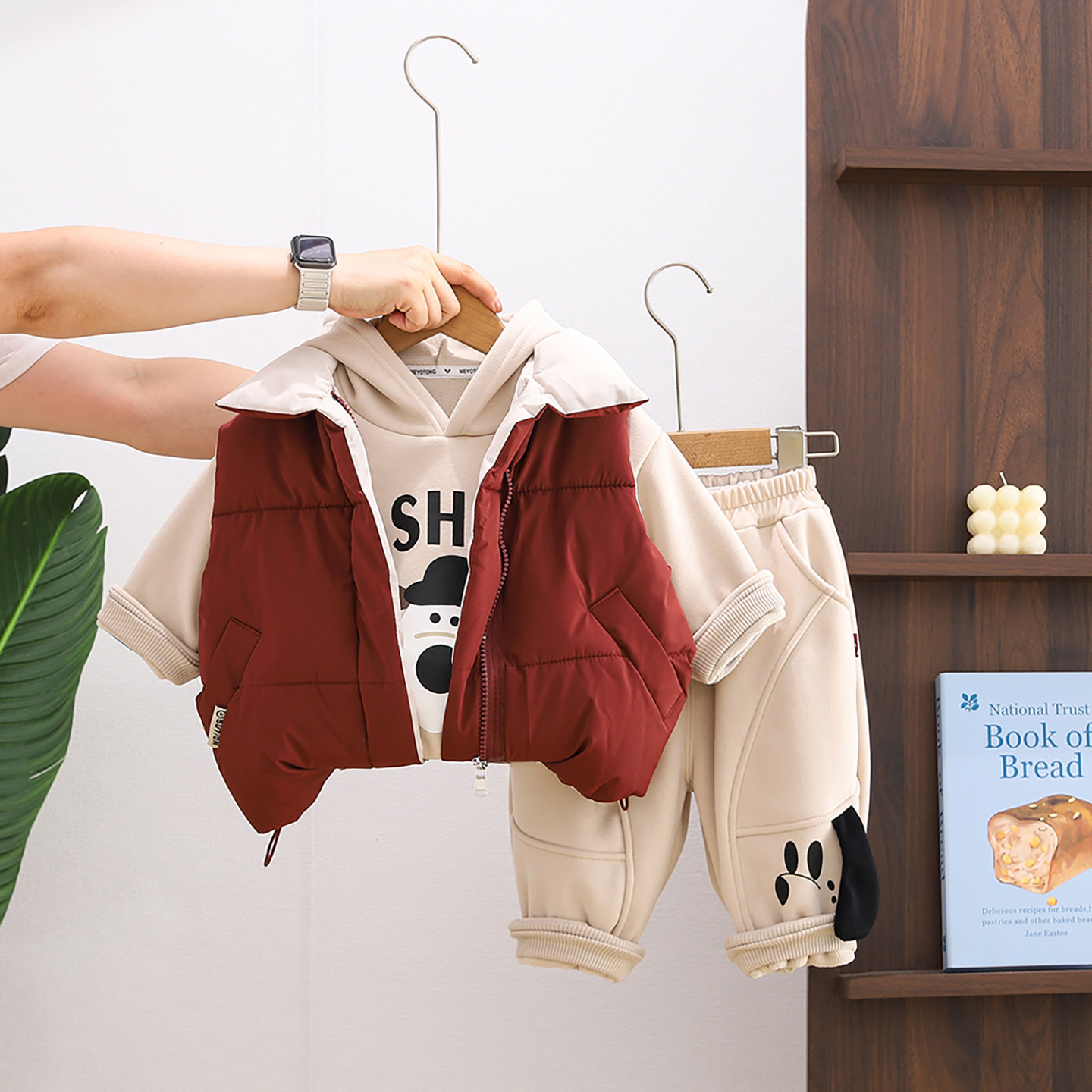 男童套装2025新款冬季洋气卡通马甲棉服三件套宝宝休闲保暖衣服潮