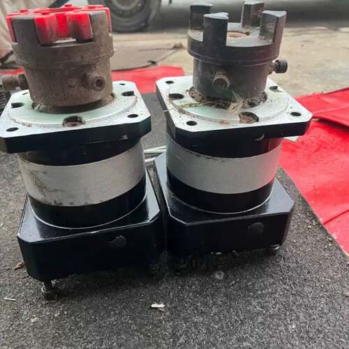 可维修130PF115L1-8-P2-S2-22-5，伺服电机减速器
