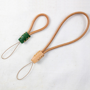 纯手工植鞣牛皮手机挂绳指环扣短款 手腕复古缝制挂件钥匙u盘挂饰