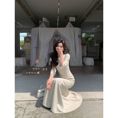 刘智贤【茉莉奶绿】韩系中袖圆领优雅知性气质简约收腰鱼尾连衣裙