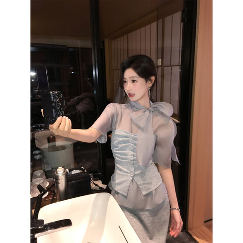 刘智贤【首尔夜雾】氧气感网纱短袖衬衫+抹胸马甲+鱼尾裙三件套装